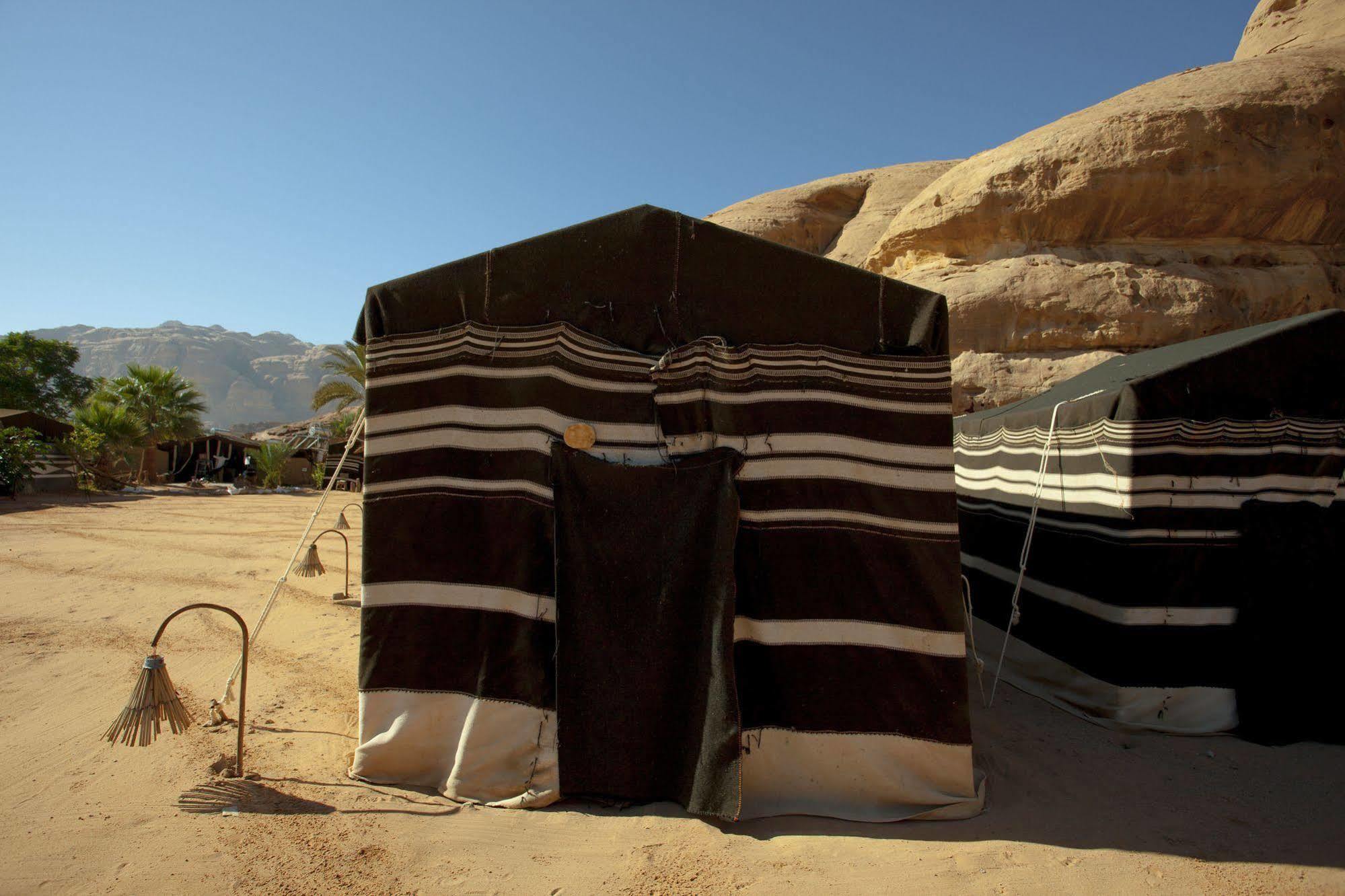 Captain'S Desert Camp ワディ ・ラム エクステリア 写真